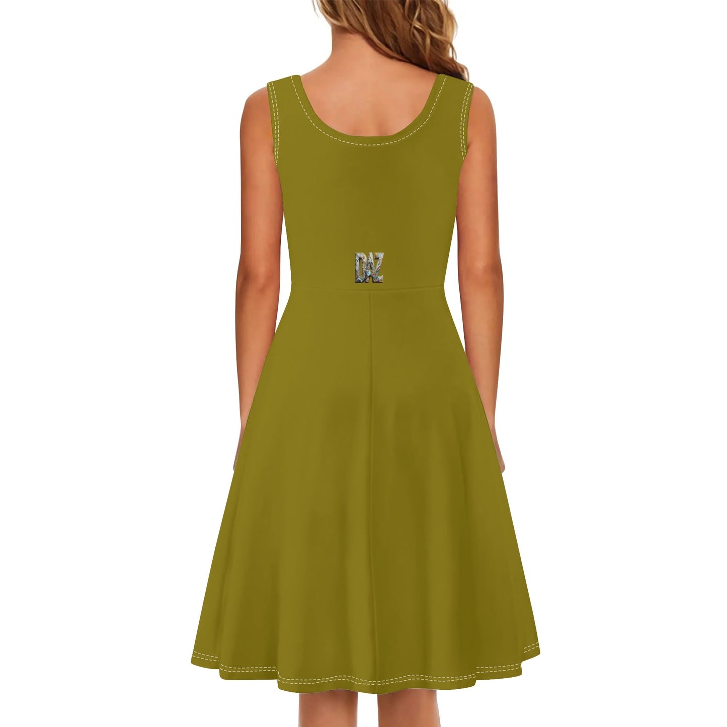 Vestido DAZ de tirantes con cuello redondo y sin mangas