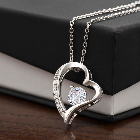 DAZ Luxury Heart Necklace